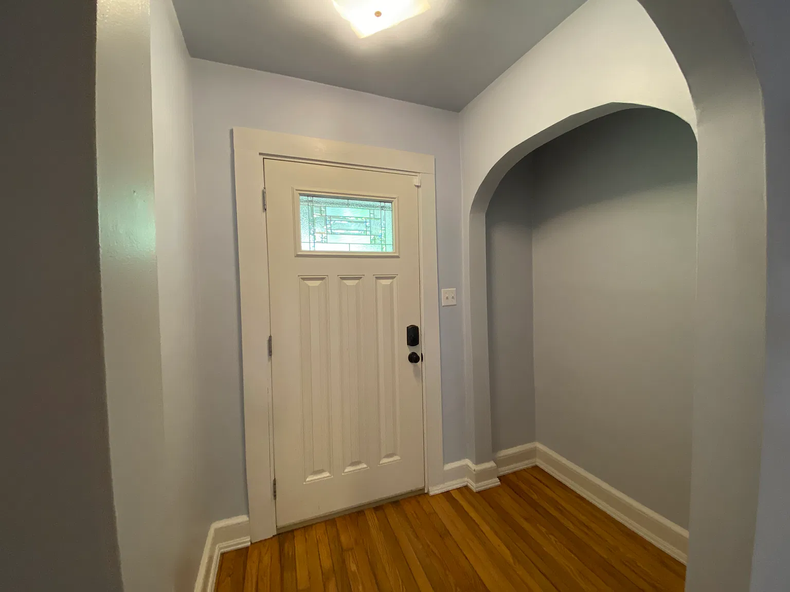 3 bed, 1301 sqft, $2,300 — Photo 3