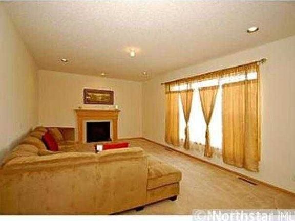5th image of 14015 Hill Place Dr