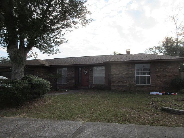 1st image of 4073 Greenwillow Ln E