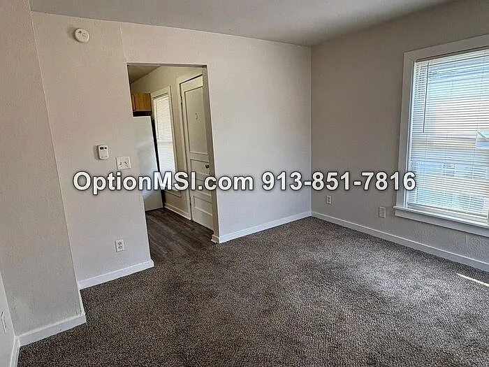 1 bed, 1.0 bath, $795 — Photo 4