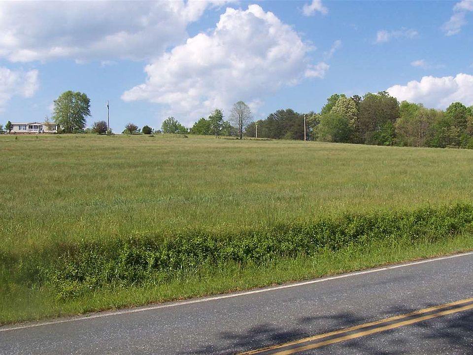2nd image of 592 Piney Knob Rd