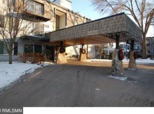 183 Little Canada Rd, Saint Paul, MN 55117