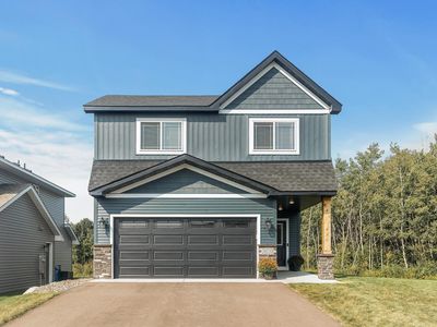 38330 Hunters Ridge Trl, North Branch, MN, 55056