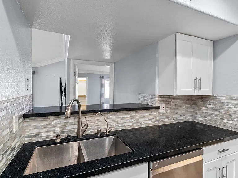 7885 W Flamingo Rd #1053 — Photo 18