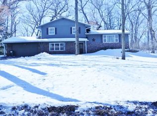 7787 Louella Dr, Roscoe, IL 61073