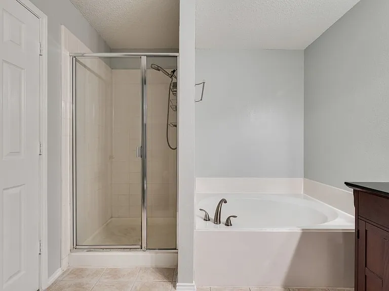 9139 Grand Canal Dr — Photo 28
