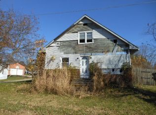 301 S Oak St, Winslow, IN 47598