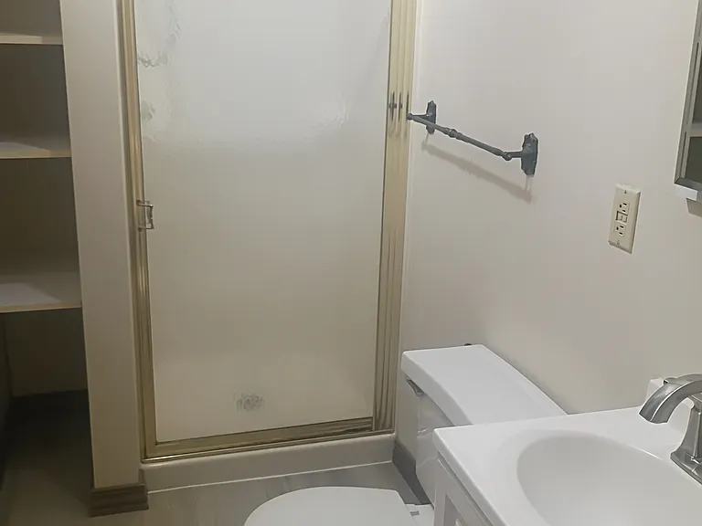 723 Cliff Dr #1/2 — Photo 6