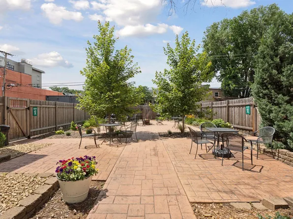 2532 1st Ave S #208, Minneapolis, MN 55404