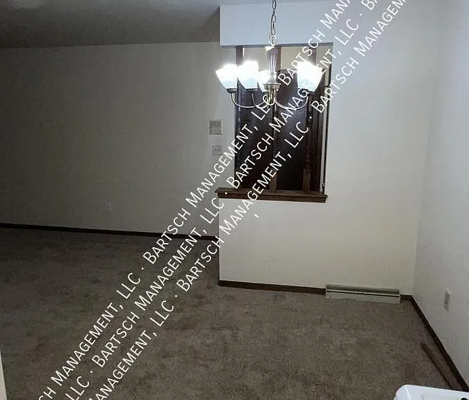 4135 N 104th St #8 — Photo 5