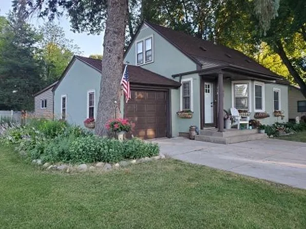 310 2nd Ave SE, Nya, MN 55397