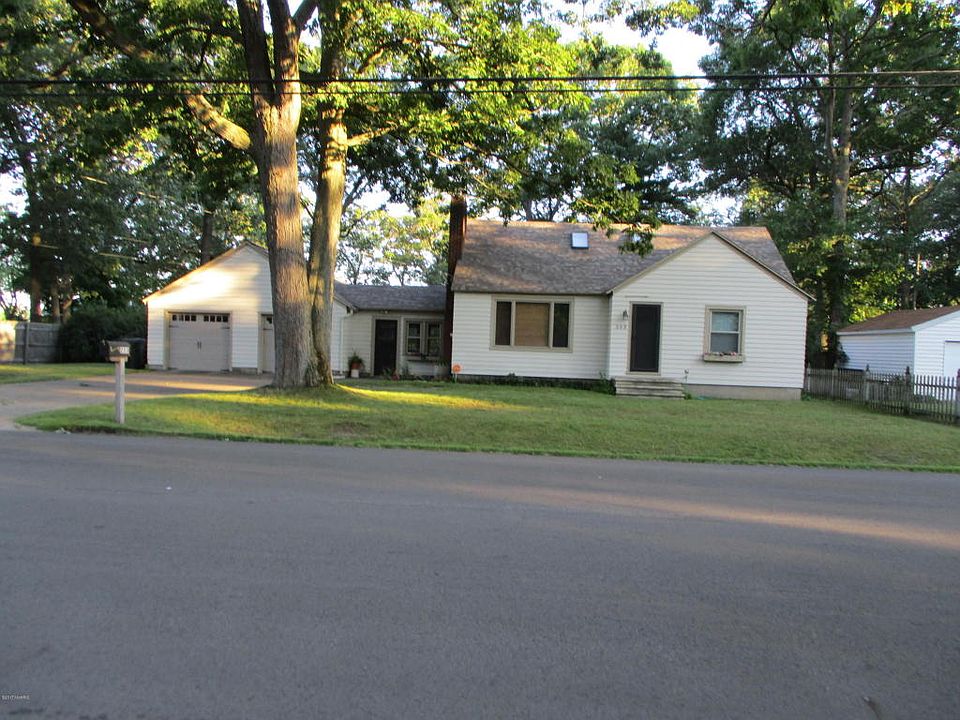 1st image of 253 W Norton Ave