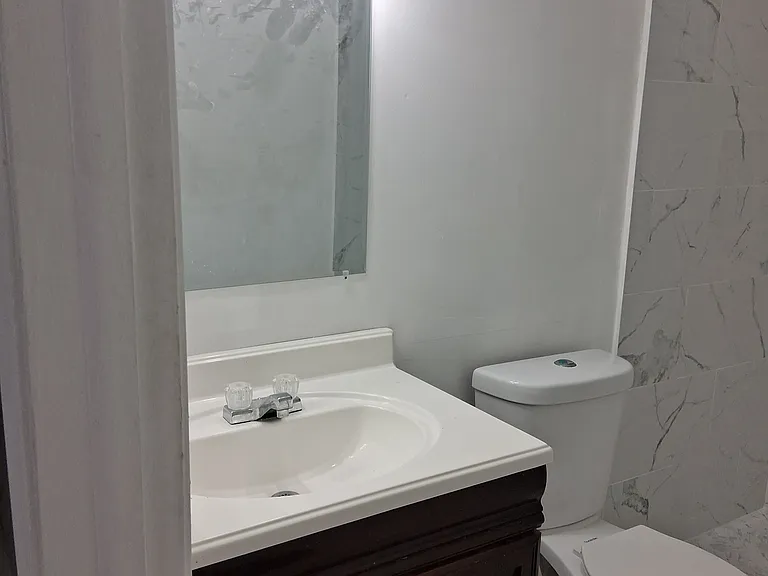 1024 Lochmont Dr #2 — Photo 2