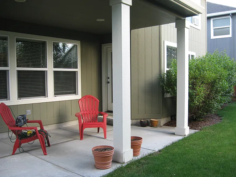 657 Spring Valley Dr — Photo 28