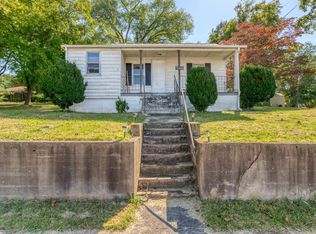 1220 W Main St, Radford, VA 24141