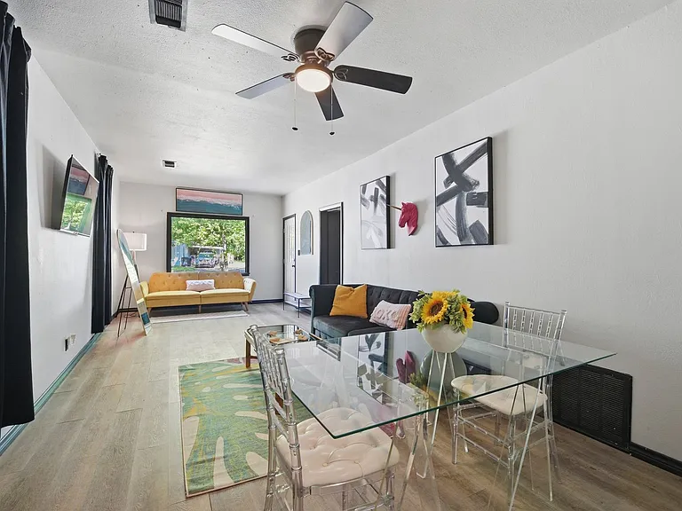 819 G St NW — Photo 7