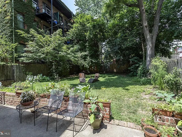 408 Seward Sq SE #7 — Photo 15