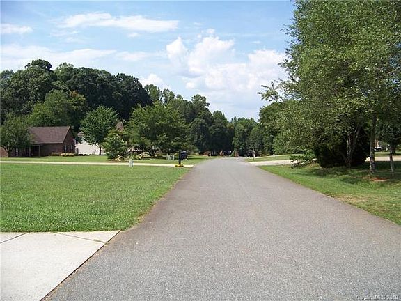 4th image of 112 Harborcrest Ln
