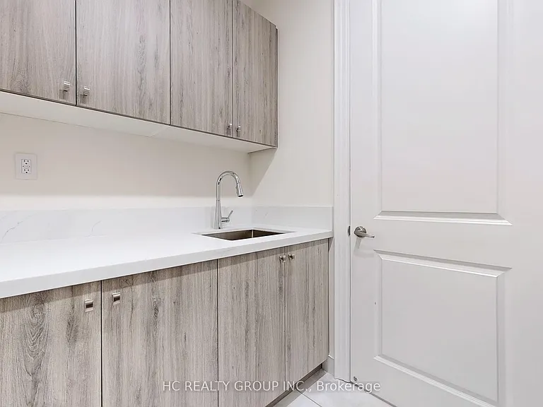 6 Becky Cheung Ct — Photo 26