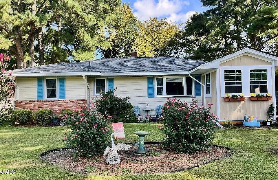 1st image of 120 Ranch Drive