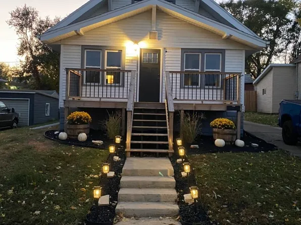 307 S 8th St, Cherokee, IA 51012