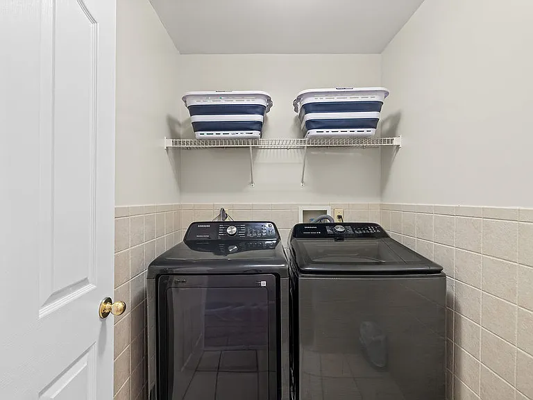 5714 Silk Tree Dr — Photo 40