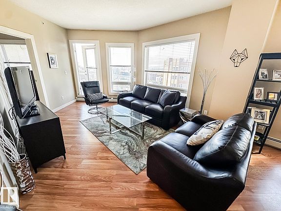 5th image of 10136 104th St NW #1901