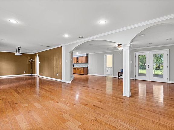 2nd image of 6300 Cottage Hill Rd