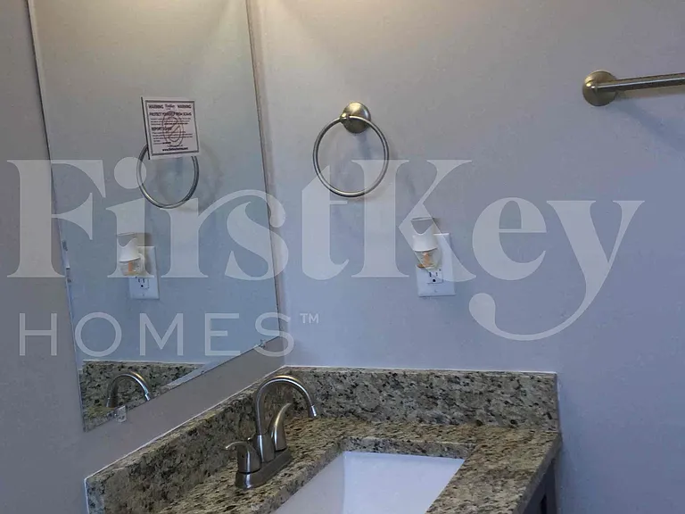 6521 Roosevelt St — Photo 12