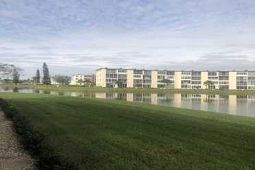 Home For Sale In Century Village