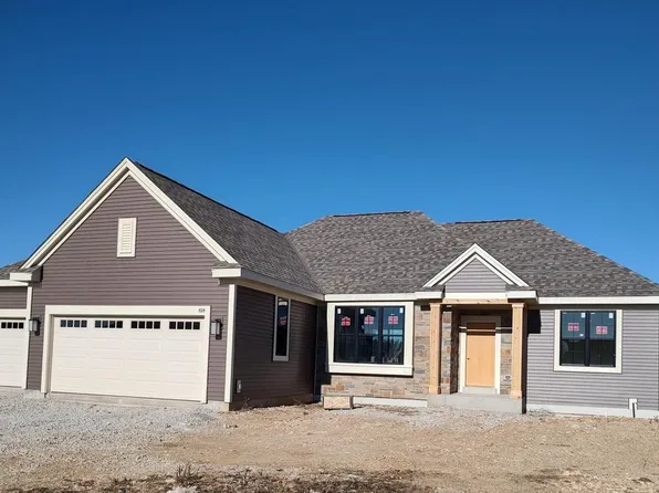 424 Chapman Farm BOULEVARD, Mukwonago, WI 53149
