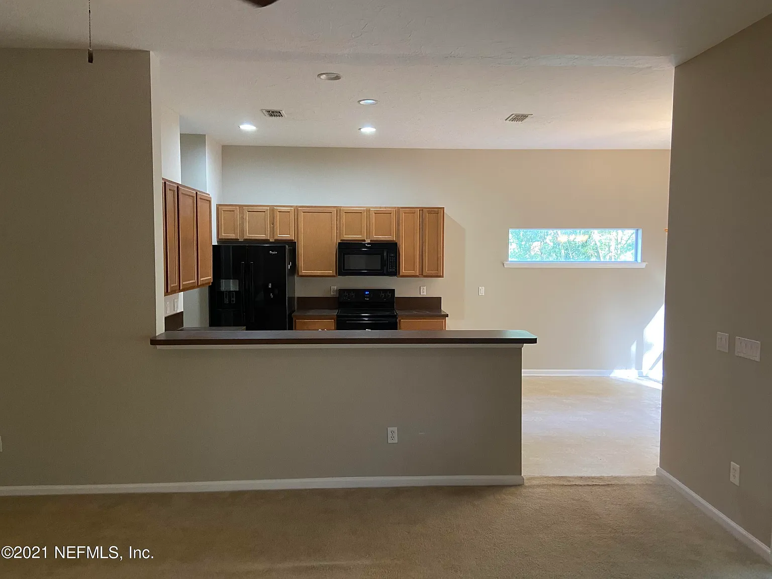 3 bed, 2.0 bath, 1606 sqft, $1,850 — Photo 4
