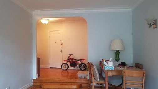 4th image of 601 Pelham Pkwy N APT 515