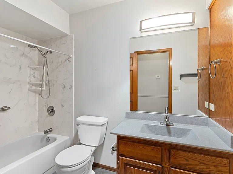 405 Union Pl — Photo 7