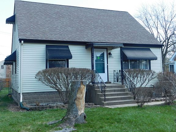 2nd image of 17331 S 65th Ave