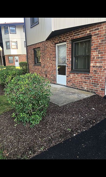 1st image of 17A Hastings Ct