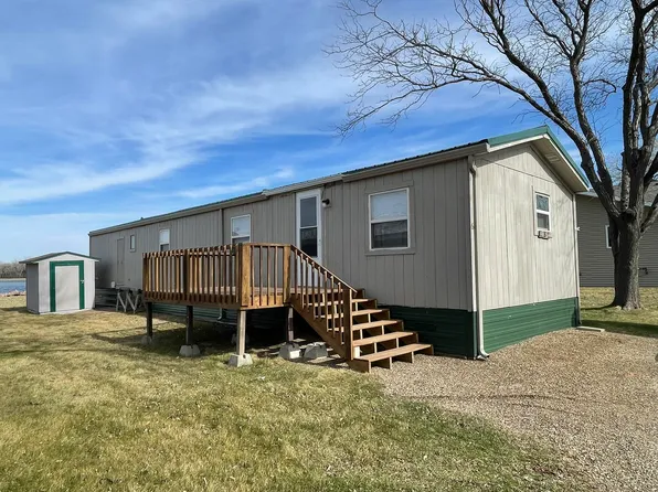 128 E 3rd Ave, Fort Pierre, SD 57532