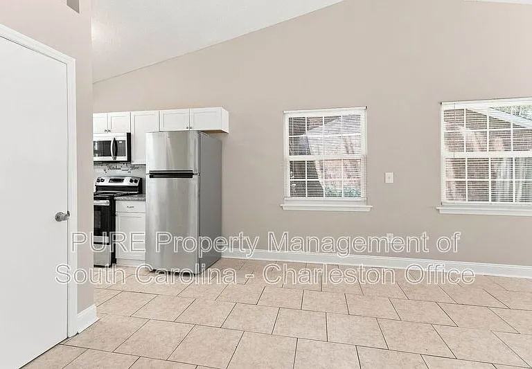 9610 N Cardinal Dr — Photo 5