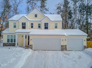 14461 Brigham Dr, Grand Haven, MI 49417