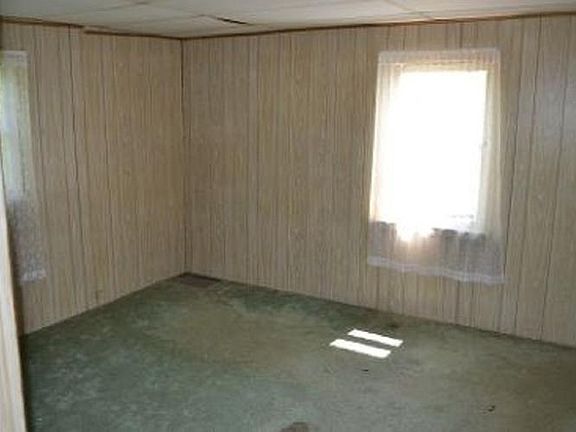 5th image of 419 Sunnyside Ave