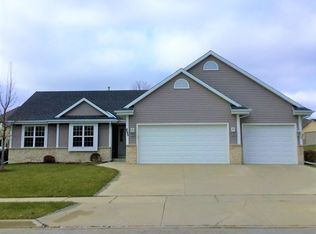 895 Chief Kewaskum Pl, Kewaskum, WI 53040