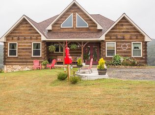 221 River Ridge Dr, Max Meadows, VA 24360