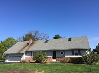 13 Hawthorn Dr, Valatie, NY 12184