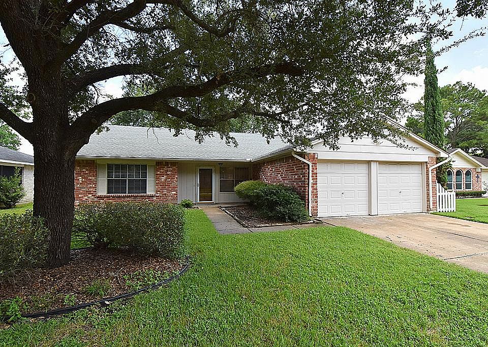 1st image of 13314 Wimbledon Oaks Dr