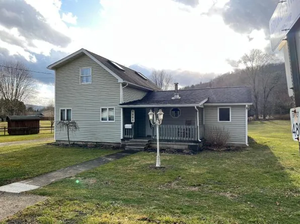 917 N Main St, Youngsville, PA 16371