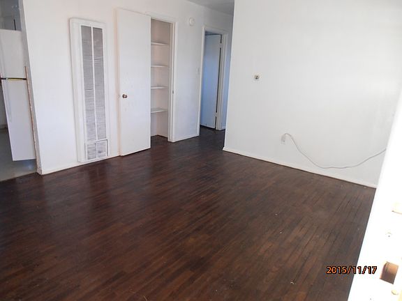 5th image of 4805 NW Lindy Ave