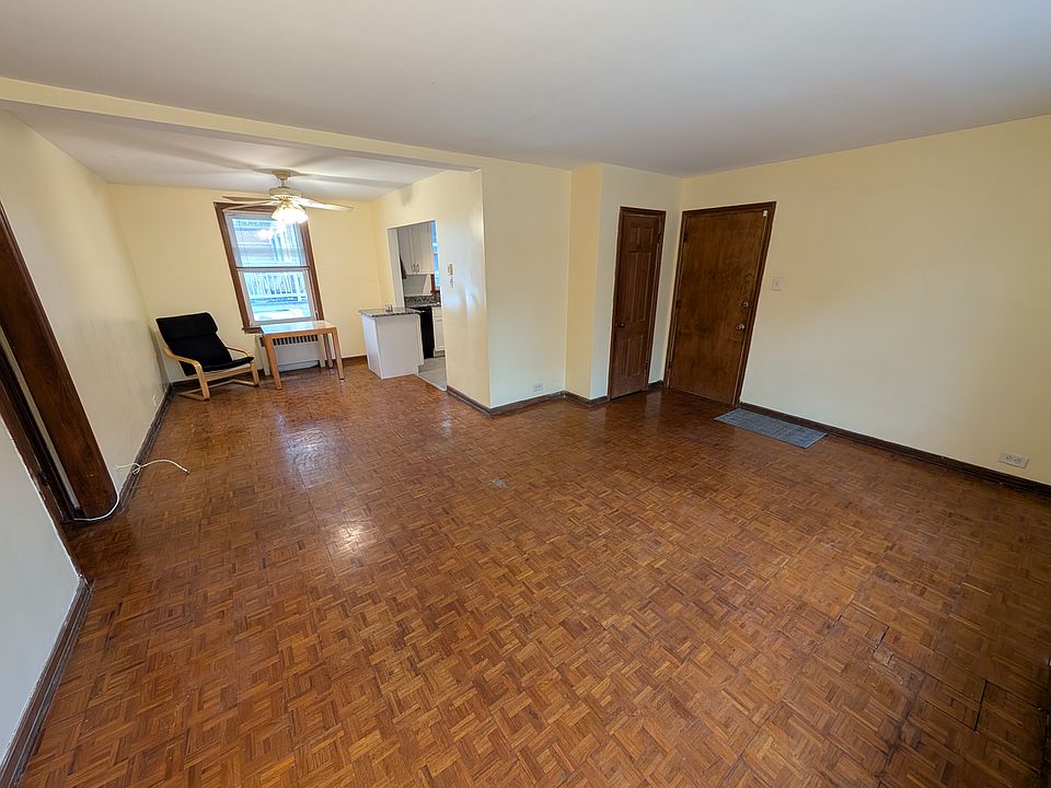 1st image of 1143 E 50th St APT 1S