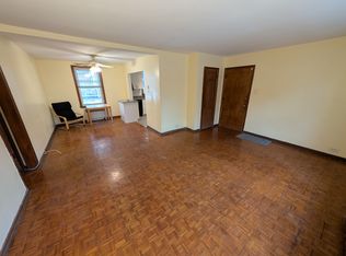1143 E 50th St APT 1S, Chicago, IL