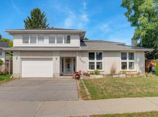 621 Pleasant Park Rd #A, Ottawa, ON K1H5N4