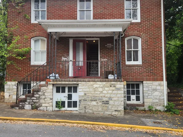 322.5 N Maple Ave, Martinsburg, WV